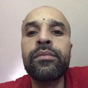 Meet your Posher, Carlos